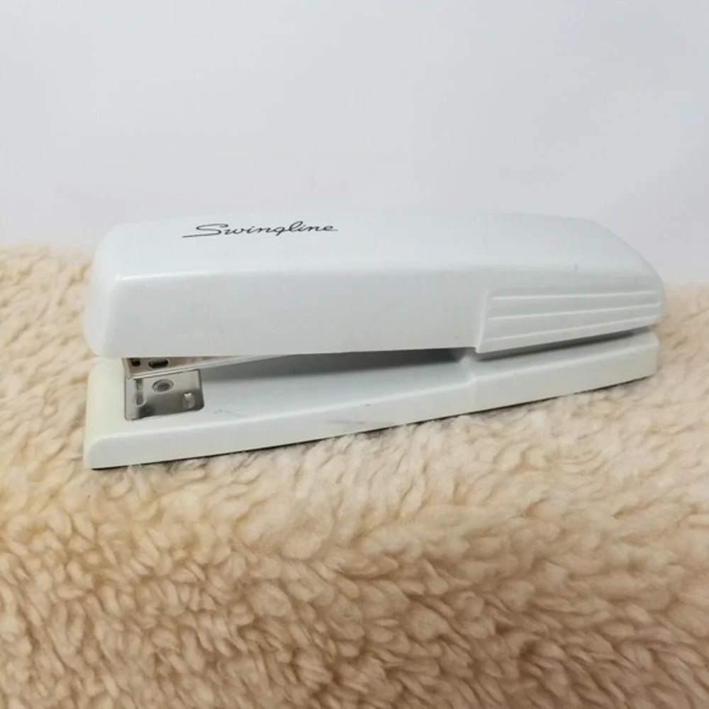 VTG Swingline White Cream Model 545 Stapler USA‎ Made